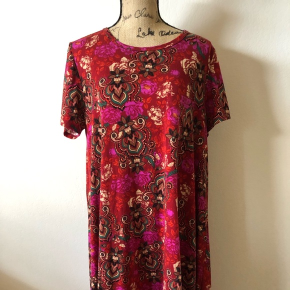 LuLaRoe Dresses & Skirts - Lularoe Carly dress LuLaRoe Dresses & Skirts - Lularoe Carly dress